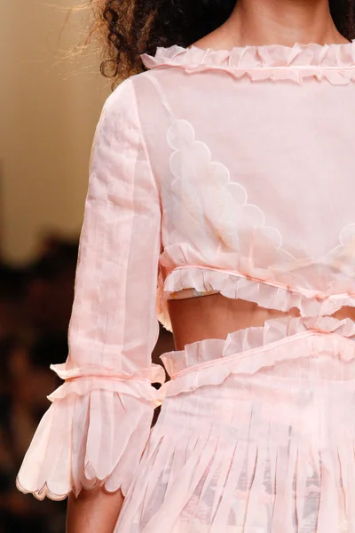 Look 35